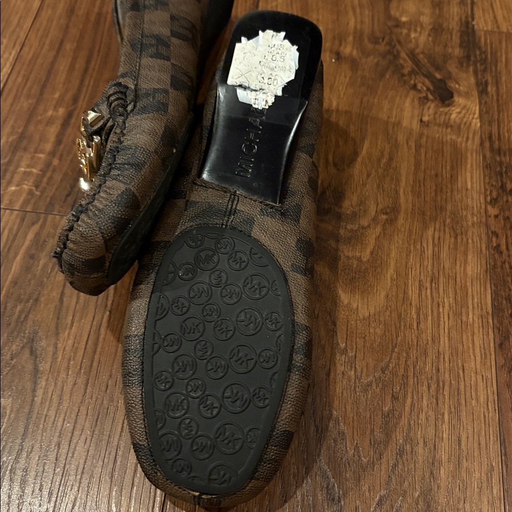 Michael Kors Checkered Brown Loafers - Picture 12 of 12